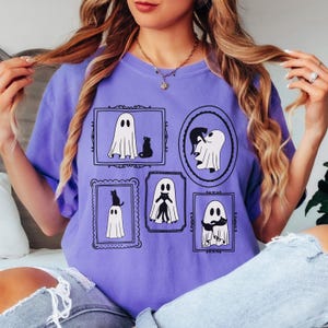 Halloween katt spöke skjorta komfortfärger söt spöke skjorta kattmamma Halloween skjorta svart katt t-shirt Halloween spöke läskig skjorta Halloween gåva Violet