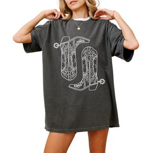 Cowgirl laarzen shirt western shirt cowgirl shirts cowboylaarzen shirt country concert shirt cowgirl laarzen T-shirts land shirt cowgirl cadeau