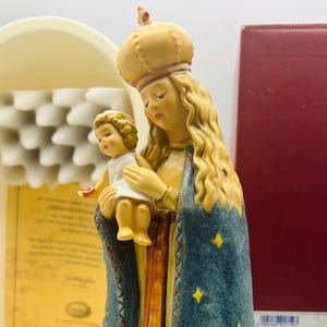 Hummel Goebel HUM 855 Millennium Madonna Figurine – No. 4546/7500 – COA – Limited Edition