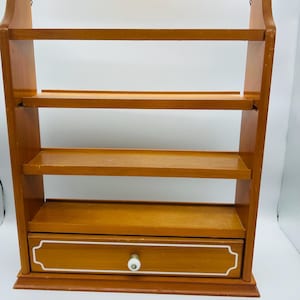 Vintage 1989 LENOX Spice Village Wooden Rack – Display Shelf for 24 Jars (Shelf Only)