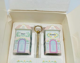 Lenox Spice Village Salz & Pfeffer Streuer: Vintage Cottage Küche Dekor