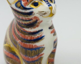 ロイヤル クラウン ダービー 伊万里猫と子猫 – エレガントな 22k