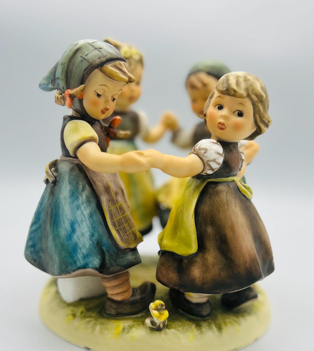 Hummel Retired Figurine: Ring Around the Rosie - 348 With Original
