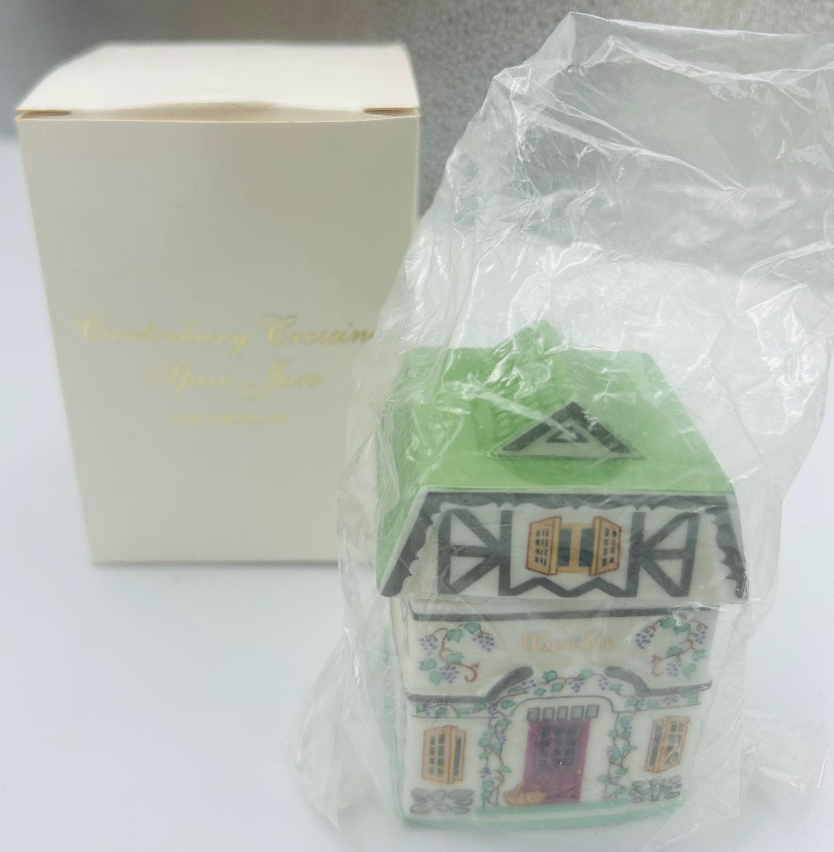 Lenox Spice Village Jar: Canterbury Crossing Garlic House With Lid