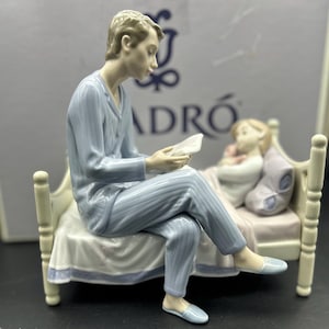 Lladro "Just One More" 5899 Porcelain Figure WITH BOX