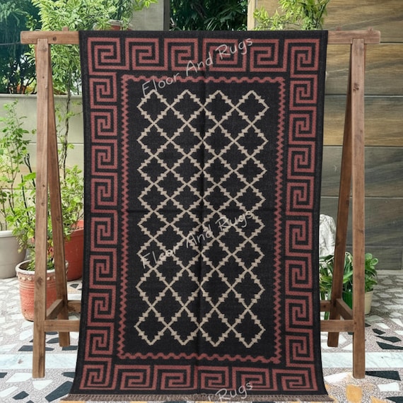 Handmade Wool Jute Kilim Rug: Geometric Area Runner
