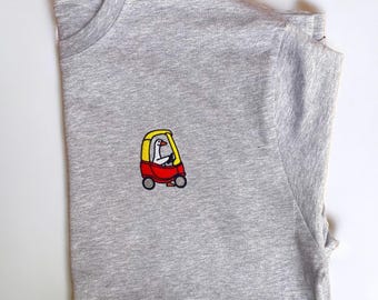 Embroidered Silly Goose T-Shirt: 90s Retro Fun Gift