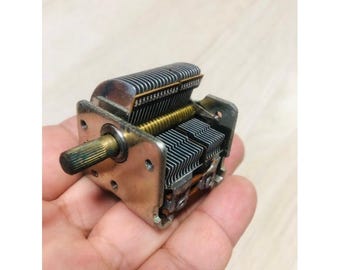 可変コンデンサ ECV-2KE3I 松下電器 2ギャング (S) 20-320pF