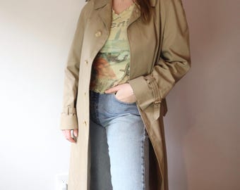 アクアスキュータム　ダブルブレスト トレンチコート　カーキ　ロンドン KINGSWAY ウールトレンチコート