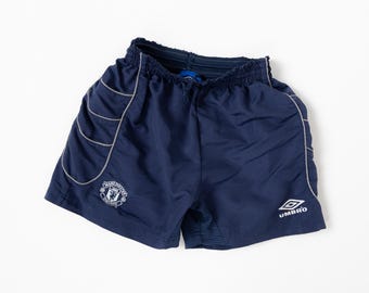 Umbro x FC Manchester United Mens Blue Nylon Shorts Vintage 00s Soccer Size XS/S