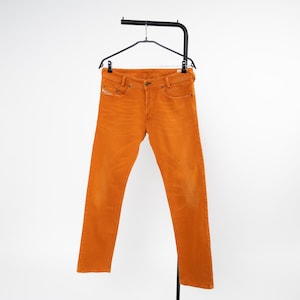 Pantalones vaqueros Diesel Iakop para hombre, color naranja, corte recto ajustado, cierre de botones, denim, talla W31 (S/M).