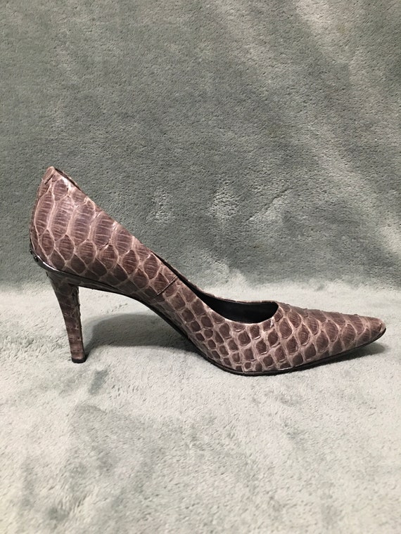 TOD'S Python Leather Gray Pointer Toe Pumps Size … - image 3