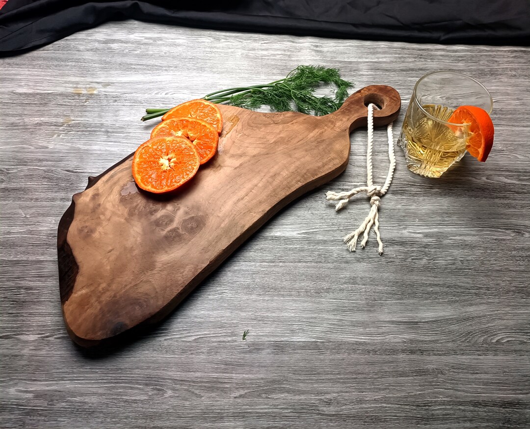 Handcrafted Premium Walnut Cutting Board 17 Inches With Linseed Oil