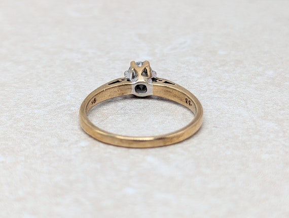 Diamond Solitaire Engagement Ring in 9k Gold - image 3