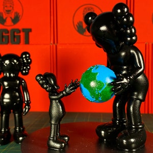 KAWS - Custom Black Figures 13cm. Kaws The Promise. Kaws Standing. Inspired by Kaws, Bearbrick Kaws Bedroom Doll, Hypebeast Art. Hand Paint.