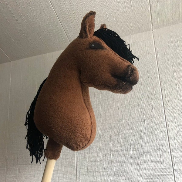 Hobbyhorse VALE Rosina, handmade hobby horse, stick horse, keppihevonen, cheap hobbyhorse, bay hobbyhorse, stick pony, newfoundland pony