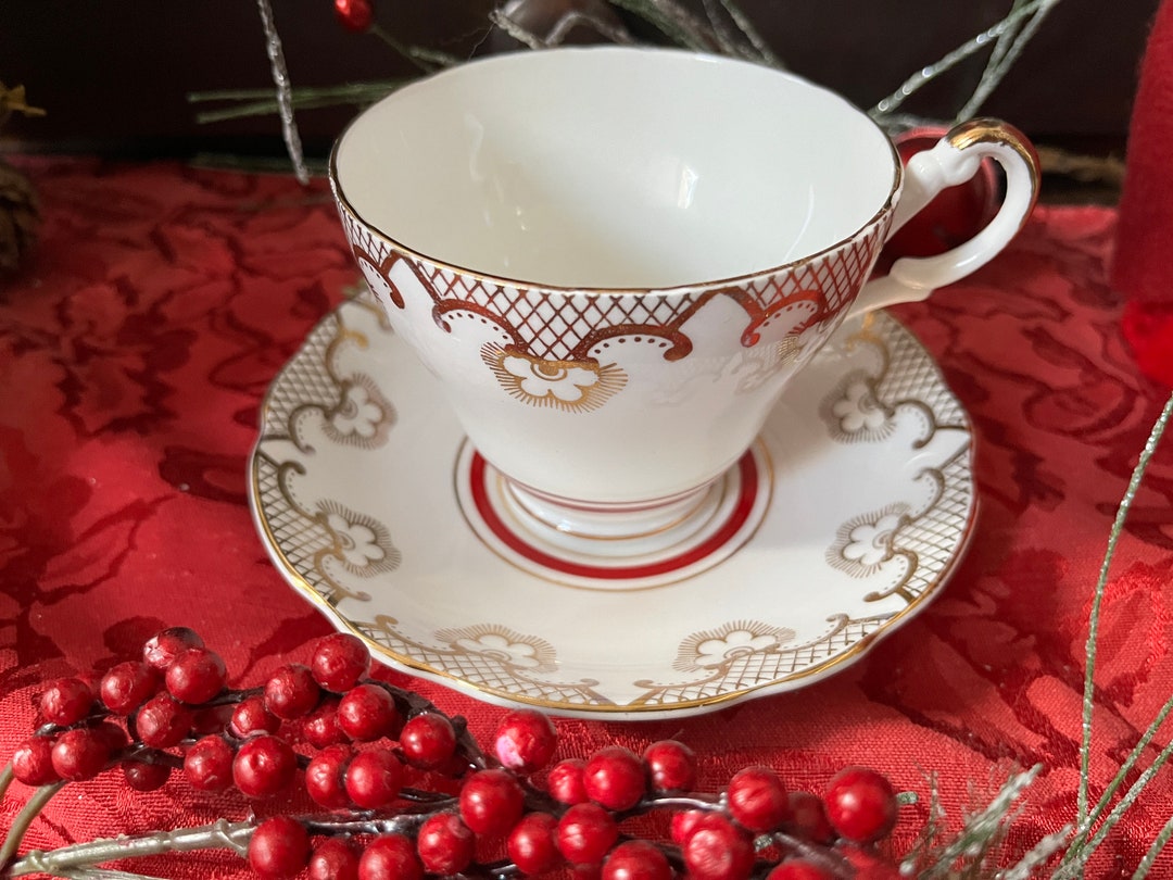 Vintage Regency Bone China Tea Cup and Saucer Made in England Gold, Red