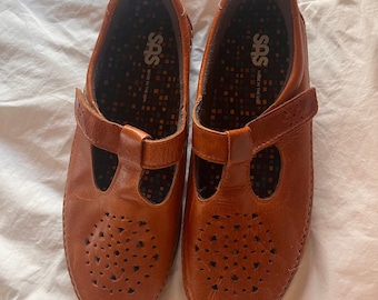 Orthopedic SAS Shoes in Willow Chestnut