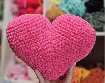 Gehaakt sierkussen roze hart – Handgemaakt Valentijnsdagdecor – Zacht, gezellig accentkussen – Leuk gehaakt cadeau voor haar – Kawaii kamerdecoratie