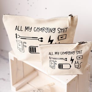 Aufbewahrung für Ladekabel und Technik "All my Charging Shit", kleine Tasche, perfekt für unterwegs, Ordnungshelfer, 2 Größen, 4 Farben