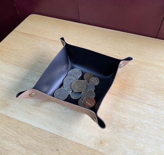 Small Leather Valet Tray - Catch All - Change Tray - Ash Tray - Tray for Desk or Nightstand