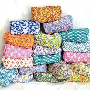 Grande trousse à cosmétiques en coton imprimé bloc, rembourrage matelassé fait main, trousse de toilette, trousse à maquillage florale pour femme, sac de voyage, cadeau pour elle