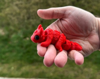 Drukowany w 3D Baby Love Dragon: przegubowa zabawka sensoryczna, kolekcjonerska