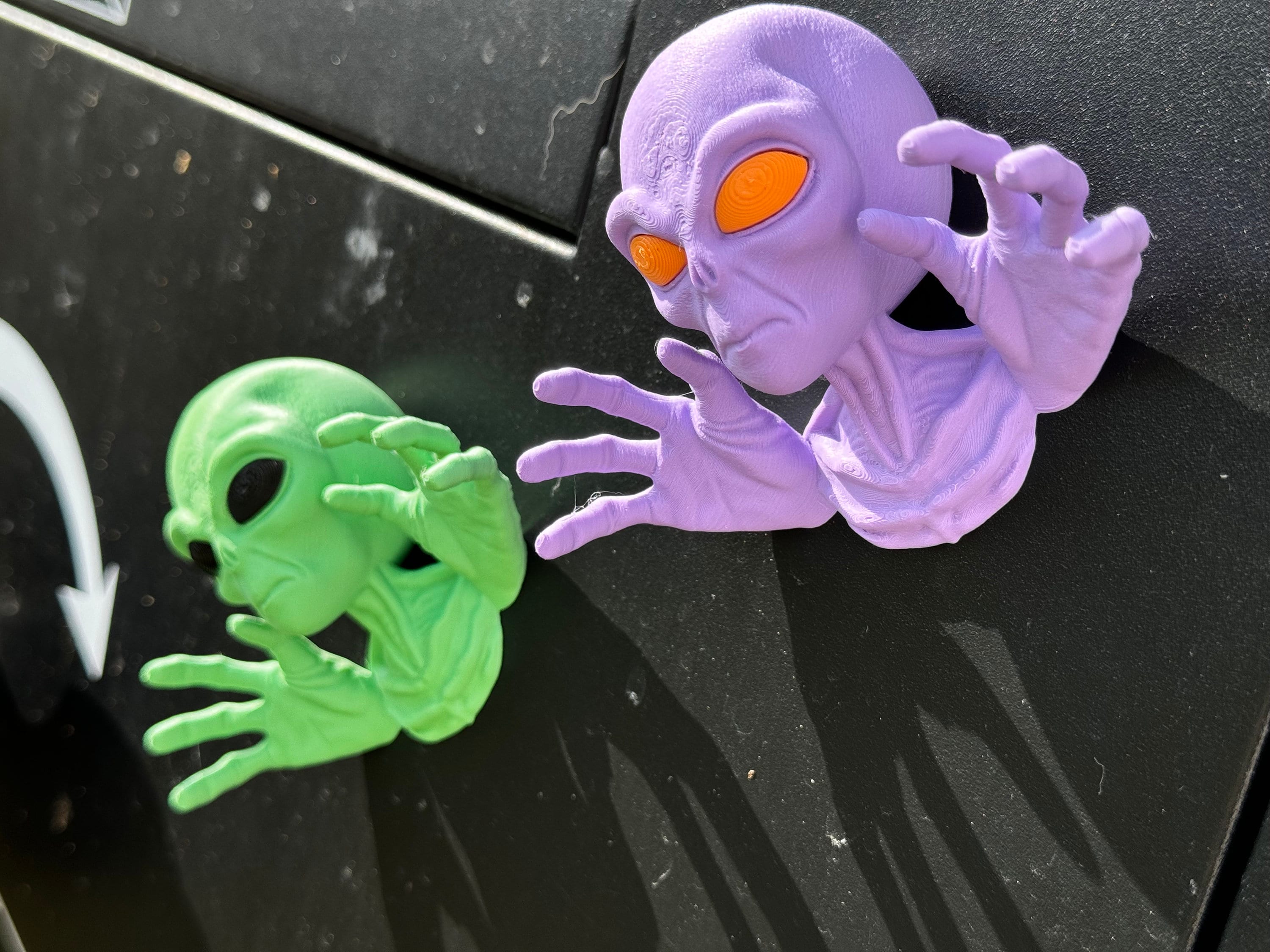 3D Printed Alien Fridge Magnet: Customizable Colors - Etsy UK