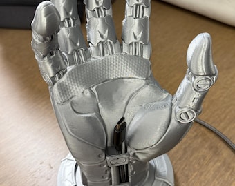 3D-Printed Cyberpunk Robot Hand Phone Holder: Gamer Desk Decor