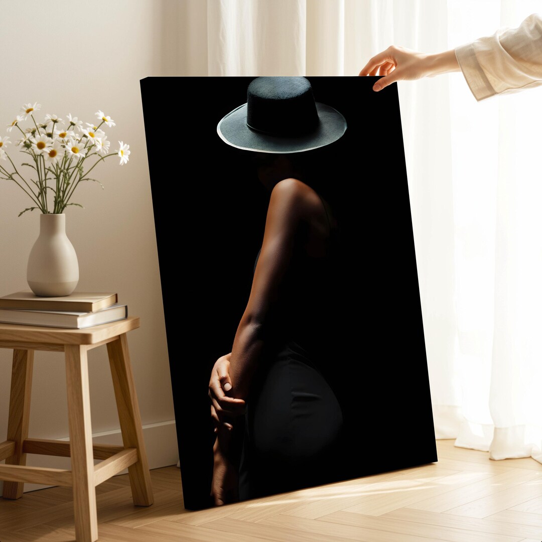 NEW ART BY AMY LABBE women\'s fedora hat in black & white NEW ART BY AMY LABBE unisex beaver fedora hat in white pearl main image 2