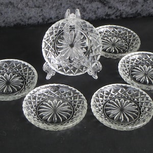 Diamond Cut Patterned Round Glass Coasters | Two Set of 6 Available