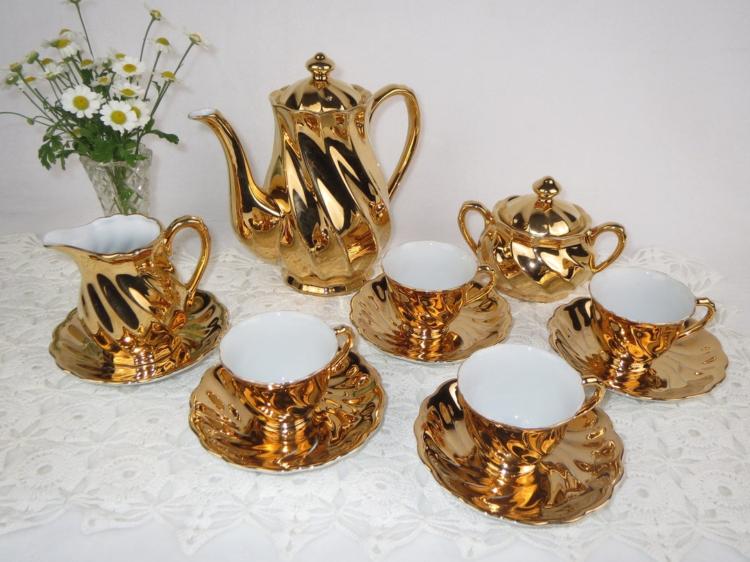 Avondale China Gold Tea Set Tea Pot, Sugar Pot, Creamer/ Milk Jug, 4