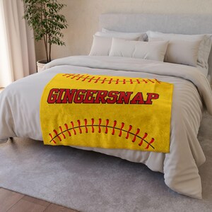 Personalized softball blanket, Custom softball Throw Gift, Birthday & Christmas Gift, Soft Polyester Blanket, sports lover softball gift