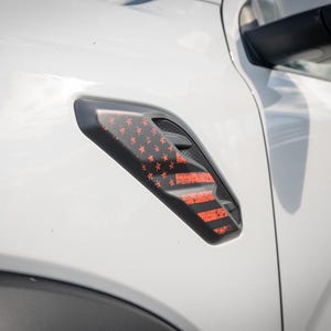 Nakładki na otwory wentylacyjne błotnika Ford Ranger American Flag 2024
