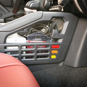 Tri Bar Center Console Akrylinsatser för 2025 Toyota 4Runner 6:e generationen 2024 Toyota Tacoma