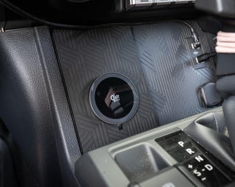 2025 Toyota 4Runner 25W Qi2.2 Wireless Charger for Center Console Cubby