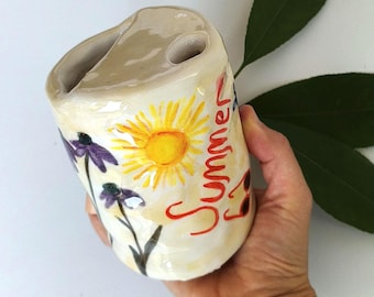 Taza de viaje de cerámica hecha a mano: Diseño "Ambiente veraniego", 190 ml