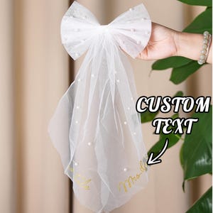 Personalized Pearl Bride Bow Clip Veil – Custom Text Wedding Accessory, Engagement Gift for Her