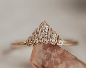 Vintage Milgrain Ring - Pyramid Shape Rose Gold Art Deco Ring -Anniversary Ring For Her/Women-Art Deco Diamond Dainty Minimalist Bridal Band
