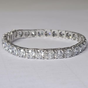 21 Ct Lab Grown Diamond Tennis Bracelet, 14K White Gold