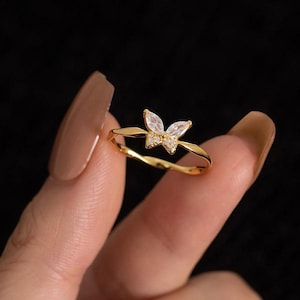14k Gold Marquise Butterfly Ring: Lab Diamond Floral Wedding Band