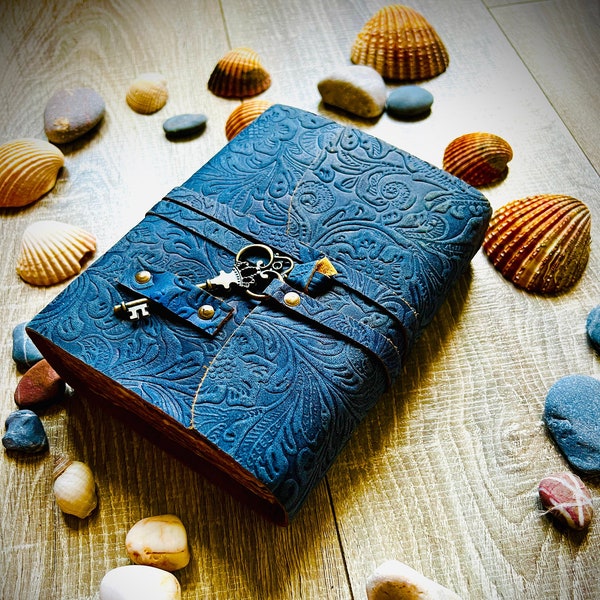 Grimoire en cuir - Journal relié en cuir fait main avec bordure Deckle - Livre des ombres - Carnet de croquis en cuir - Journal de dessin