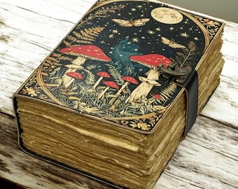 Grimorio de cuero de hongo vintage: Libro de las Sombras hecho a mano, papel de bordes desbarbados