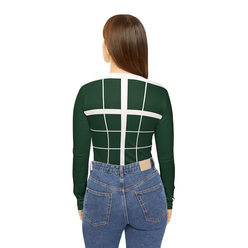 Puede incluir: Una camisa de manga larga con un patr&oacute;n de cuadr&iacute;cula verde y blanco. La camisa est&aacute; hecha de una tela el&aacute;stica y tiene un ajuste ce&ntilde;ido.