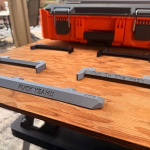 Klein Tools MODbox™ Mounting Bracket