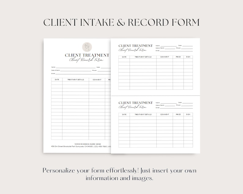 Puede incluir: Un formulario de admisi&oacute;n y registro de clientes imprimible con el t&iacute;tulo "Client Treatment Record Form" en una fuente de letra cursiva negra. El formulario tiene columnas para la fecha, los detalles del tratamiento, el comentario, el precio y la firma.