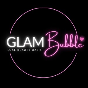 Puede incluir: Un letrero de ne&oacute;n rosa con el texto "GLAM Bubble" en un c&iacute;rculo. El texto "LUXE BEAUTY OASIS" est&aacute; debajo del c&iacute;rculo.