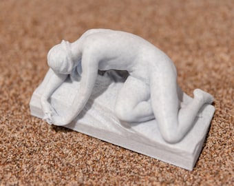 Figurine Sorrow for sandtray therapy