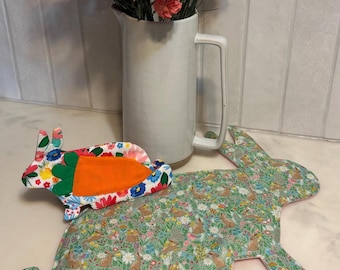 Patron de couture PDF pour gants de cuisine et napperon lapin pour Pâques, impression à chaud à la maison, projet de couture pour débutant The Hop Pad
