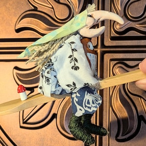 kitchen witch doll hanging 70s style good luck charm cucina crone handmade sculpture ooak green garden witch befana doll witchy kitchen